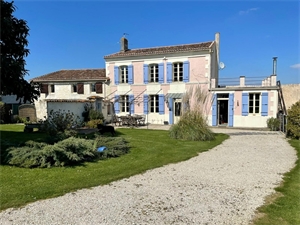 maison en pierres à la vente -   17770  NANTILLE, surface 280 m2 vente maison en pierres - UBI471866210