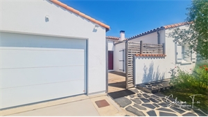 maison à la vente -   17220  SAINTE SOULLE, surface 92 m2 vente maison - UBI472244021