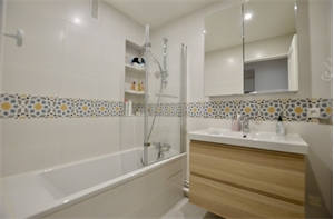 appartement à la vente -   95120  ERMONT, surface 96 m2 vente appartement - UBI472393073