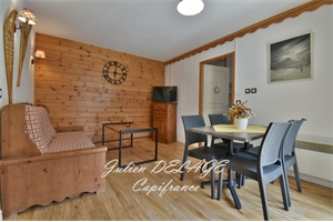 appartement à la vente -   05200  LES ORRES, surface 40 m2 vente appartement - UBI472473890