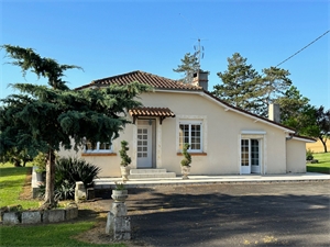 propriete à la vente -   32190  ROQUEBRUNE, surface 386 m2 vente propriete - UBI473453108