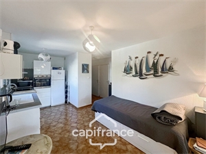 appartement à la vente -   83400  HYERES, surface 30 m2 vente appartement - UBI473950139
