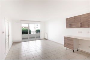 appartement à la vente -   13010  MARSEILLE 10EME ARRONDISSEMENT, surface 67 m2 vente appartement - UBI474233300