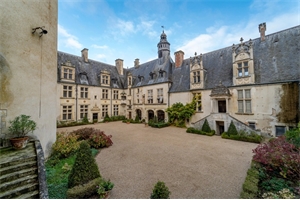 chateau à la vente -   18400  SAINT FLORENT SUR CHER, surface 1400 m2 vente chateau - UBI474460703