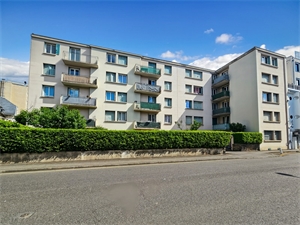 appartement à la vente -   65000  TARBES, surface 65 m2 vente appartement - UBI475321034