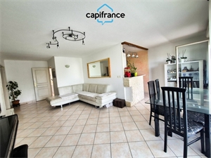 appartement à la vente -   13013  MARSEILLE 13EME ARRONDISSEMENT, surface 102 m2 vente appartement - UBI477054707