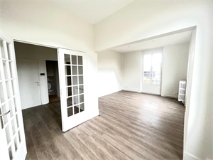 appartement à la location -   78930  BOINVILLE EN MANTOIS, surface 62 m2 location appartement - UBI477898190