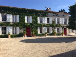 maison à la vente -   16440  ROULLET SAINT ESTEPHE, surface 320 m2 vente maison - UBI478741109