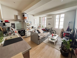 appartement à la vente -   81100  CASTRES, surface 35 m2 vente appartement - UBI479493872