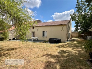 maison à la vente -   85210  SAINT JEAN D HERMINE, surface 145 m2 vente maison - UBI480926762