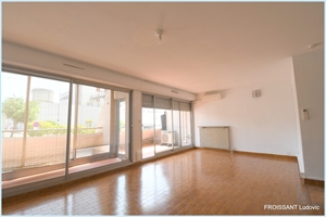 appartement à la vente -   30200  BAGNOLS SUR CEZE, surface 67 m2 vente appartement - UBI480971066