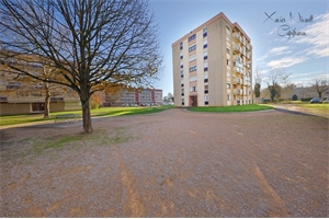 appartement à la vente -   71000  MACON, surface 71 m2 vente appartement - UBI481151231