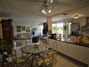 appartement à la vente -   16000  ANGOULEME, surface 102 m2 vente appartement - UBI481372775
