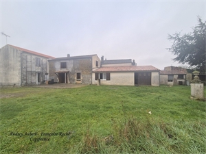 maison a renover à la vente -   17430  LUSSANT, surface 175 m2 vente maison a renover - UBI481872539