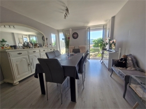appartement à la vente -   42240  UNIEUX, surface 85 m2 vente appartement - UBI481924298