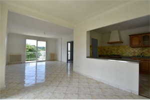 appartement à la location -   47440  CASSENEUIL, surface 77 m2 location appartement - UBI482321903