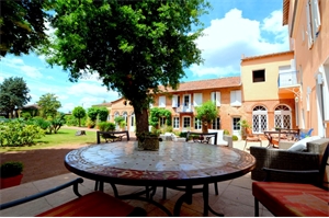 maison bourgeoise à la vente -   42300  ROANNE, surface 395 m2 vente maison bourgeoise - UBI482753699