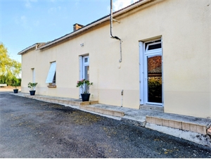 longere à la vente -   49360  YZERNAY, surface 128 m2 vente longere - UBI483152000