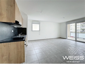 appartement à la location -   63000  CLERMONT-FERRAND, surface 64,27 m2 location appartement - APR749573