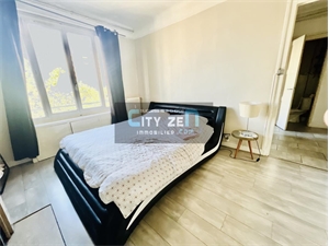 appartement à la vente -   42000  SAINT-ETIENNE, surface 60 m2 vente appartement - APR568071