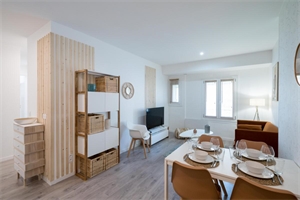 t5 à la location -   83000  TOULON, surface 78 m2 location t5 - UBI469911008