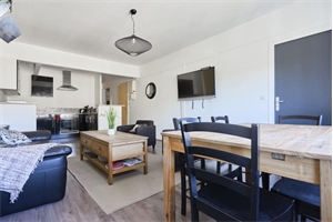 t6 et plus à la location -   51100  REIMS, surface 131 m2 location t6 et plus - UBI478998356