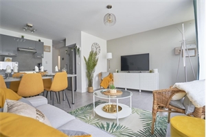 maison à la location -   59110  LILLE LA MADELEINE, surface 96 m2 location maison - UBI479060363