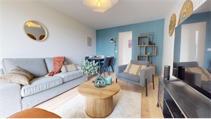 t5 à la location -   33000  BORDEAUX, surface 77 m2 location t5 - UBI484171640