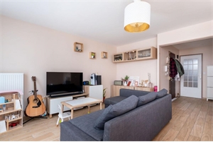 appartement renove à la vente -   69003  LYON 3EME ARRONDISSEMENT, surface 64 m2 vente appartement renove - UBI474303923