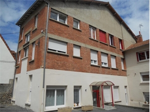 studio à la location -   03380  HURIEL, surface 26 m2 location studio - UBI448413896