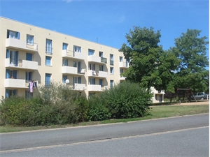 t4 à la location -   03600  COMMENTRY, surface 72 m2 location t4 - UBI473095085