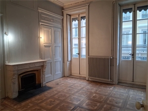 t3 à la location -   69002  LYON 2EME ARRONDISSEMENT, surface 71 m2 location t3 - UBI479417378