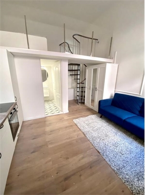 studio à la location -   75018  PARIS 18EME ARRONDISSEMENT, surface 33 m2 location studio - UBI479546288