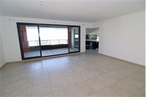 appartement à la location -   97417  SAINT-DENIS, surface 70 m2 location appartement - APR743541