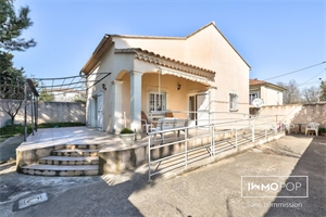 maison à la vente -   84000  AVIGNON, surface 92 m2 vente maison - UBI472831187
