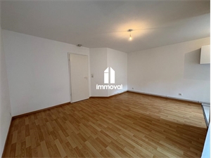 studio à la location -   67000  STRASBOURG, surface 29 m2 location studio - UBI481963973