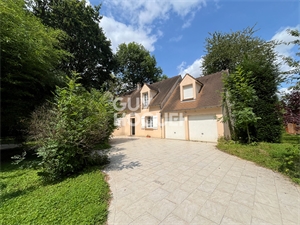 maison-villa à la location -   77390  CHAUMES-EN-BRIE, surface 166,75 m2 location maison-villa - APR724266