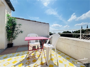 appartement à la vente -   30000  NIMES, surface 26 m2 vente appartement - APR747803