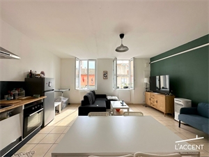 appartement à la vente -   30000  NIMES, surface 39,9 m2 vente appartement - APR747805