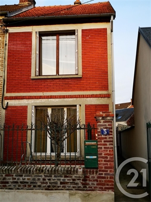 maison-villa à la location -   02200  SOISSONS, surface 60 m2 location maison-villa - APR732115