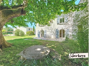 propriete à la vente -   13810  EYGALIERES, surface 185 m2 vente propriete - UBI473956016