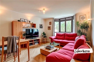 t2 à la vente -   13100  AIX EN PROVENCE, surface 60 m2 vente t2 - UBI480059309