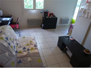 studio à la location -   63000  CLERMONT FERRAND, surface 23 m2 location studio - UBI470678312