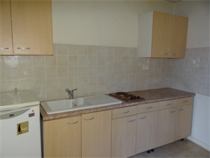 studio à la location -   86000  POITIERS, surface 38 m2 location studio - UBI472276469