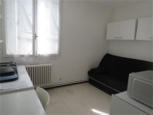 studio à la location -   34000  MONTPELLIER, surface 13 m2 location studio - UBI473408051