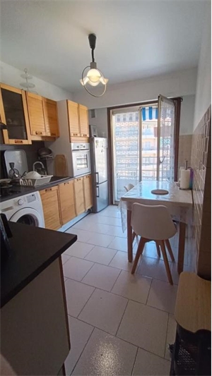 t2 à la location -   06600  ANTIBES, surface 57 m2 location t2 - UBI473525291
