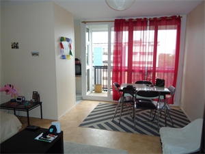 studio à la location -   37170  CHAMBRAY LES TOURS, surface 30 m2 location studio - UBI474532646