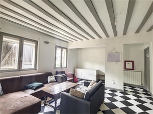 t5 à la location -   10000  TROYES, surface 96 m2 location t5 - UBI474824258