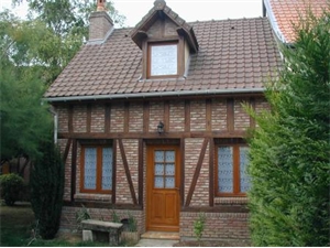 maison à la location -   80000  AMIENS, surface 45 m2 location maison - UBI474985175