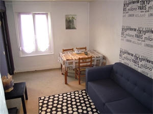 t2 à la location -   14100  LISIEUX, surface 30 m2 location t2 - UBI475027892